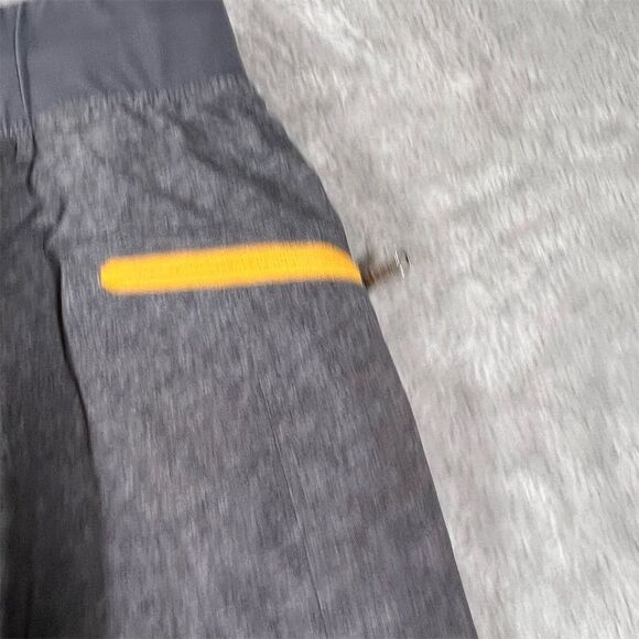 Lululemon Men's Gray Athletic Shorts Size S Lined Elastic Waist Casual See Note - Picture 10 of 13